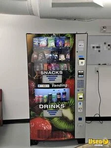 Healthy You HY900 Snack and Drink Combo Vending Machine for Sale in Tennessee!