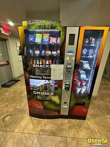Healthy You HY900 Snack and Cold Drink Combo Vending Machine For Sale in Texas!