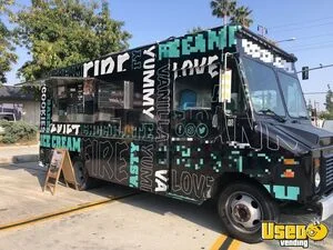 Low Miles -  18' Chevrolet Grumman Ice Cream Truck w/ HCD Insignia for Sale in California!