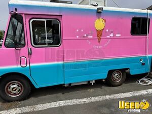 Well-Maintained Chevrolet P30 Shave-Ice & Ice Cream Truck with HCD Insignia for Sale in California!