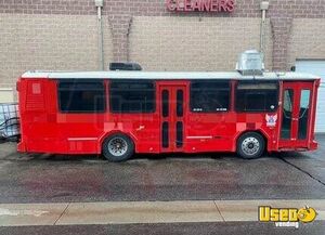 2000 30' Gillig Bus Ice Cream & Crepes Truck | Mobile Ice Cream Parlor Bustaurant for Sale in Colorado!