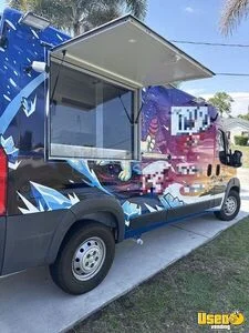 Like New - 2018 Dodge Pro master 2500 Ice Cream Truck w/ Solar Power for Sale in Florida!
