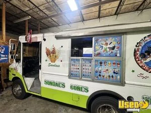 Turnkey - 2001 Chevrolet W42 Ice Cream/Soft Serve Truck Mobile Vending Unit for Sale in Florida!
