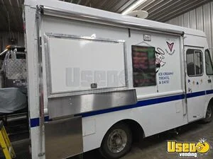 Well Equipped - Chevrolet P30 Ice Cream and Coffee Truck for Sale in Minnesota!