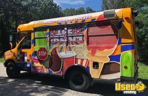 Well Established 2005 21' Ford Econoline Ice Cream Truck for Sale in Missouri!