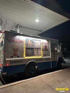 2003 Chevy Workhorse Mr. Softee Soft Serve Ice Cream Truck / Slushy Truck for Sale in New York!