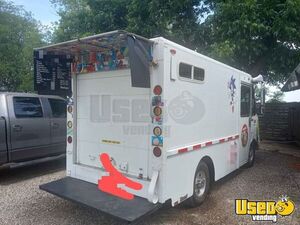 Used - Chevrolet P30 Step Van Ice Cream Truck | Mobile Ice Cream Store for Sale in Texas!