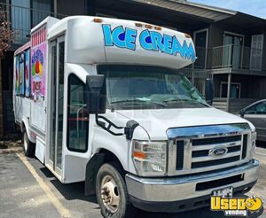 2009 Ford E-350 Made to Order Ice Cream Truck Classic Ice cream Vending Van for Sale in Texas!