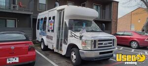 2009 21' Ford E350 Econoline Super Duty Ice Cream | Mobile Dessert Unit for Sale in Texas!