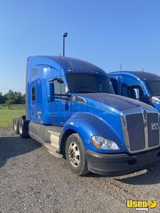 Ready to Work - 2016 Kenworth T680 Sleeper Cab Semi Truck for Sale in Arkansas!