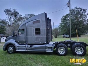 2016 Kenworth T680 Sleeper Cab Semi Truck | Transport Service Vehicle for Sale in Georgia!