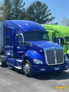 2016 Kenworth T680 Sleeper Cab Semi Truck | Transport Service Vehicle for Sale in Indiana!