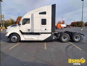 2023 Kenworth T680 Sleeper Cab Semi Truck | Heavy Duty Truck for Sale in Maryland!
