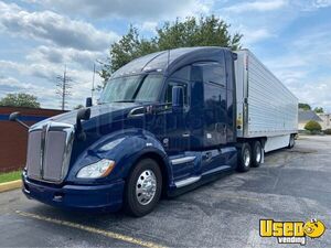 2017 Kenworth T680 Sleeper Cab Semi Truck and  2014 Utility 3000R Reefer Trailer for Sale in Tennessee!