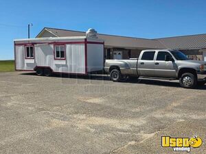 Well Equipped - Kitchen Food Concession Trailer Mobile Vending Unit for Sale in Alabama!
