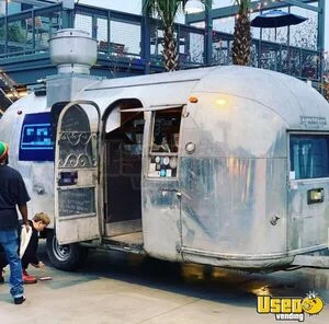 Vintage - 1965 Airstream Globetrotter 7.5' x 17' Food Concession Trailer for Sale in Georgia!