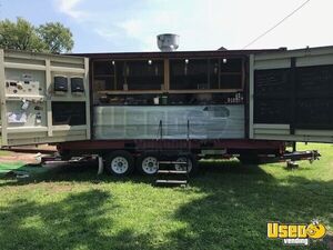 2008 20' Mobile Shipping Container Food Concession Trailer for Sale in Kansas!