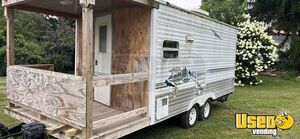 21' Kitchen Food Trailer with Porch Food Concession Trailer for Sale in Pennsylvania!