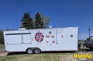 2015 30' Worldwide Kitchen Trailer with Fire Suppression and 2006 Ford F350 Truck for Sale in Saskatchewan!