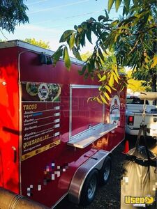 Like-New Mobile Food Concession Trailer with Spotless Exterior for Sale in Texas!