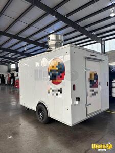 Like New - Kitchen Food Concession Trailer with Fire Suppression System for Sale in Texas!