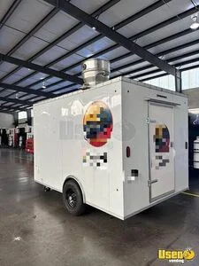 Like New - Kitchen Food Concession Trailer with Fire Suppression System for Sale in Texas!