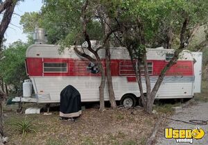 Vintage - 1971 27' Kitchen Food Trailer with Bathroom | Concession Trailer for Sale in Texas!