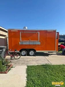 Like New - Kitchen Food Concession Trailer with Fire Suppression System for Sale in Texas!