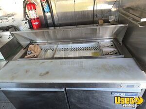 Kitchen Trailer All-purpose Food Truck Deep Freezer Illinois for Sale