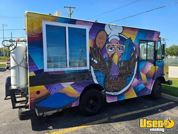 Kitchen Trailer All-purpose Food Truck Illinois for Sale