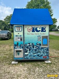 2016 Kooler Ice Bagged Ice and Filtered Water Vending Machine For Sale in Alabama!