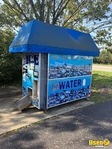 2012 -Kooler Ice KI810 Ice Bagged Ice Vending Machine For Sale in Kentucky!