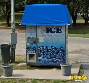 2021 Kooler Ice IM 600 XL Bagged Ice Vending Machine For Sale in Tennessee!