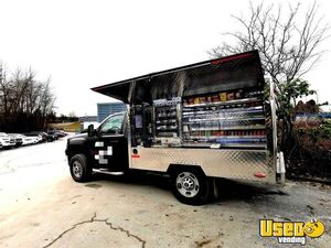 Clean - 2011 GMC Sierra 2500 Lunch Serving Food Truck for Sale in British Columbia!
