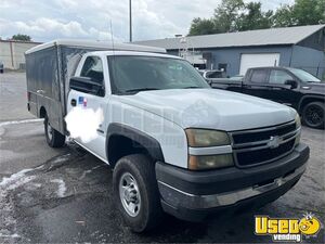 2006 Chevrolet Silverado Lunch Serving Hotshot Food Truck Canteen Truck Mobile Food Catering Unit for Sale in Florida!
