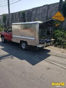 Chevrolet Canteen Style Food Truck/Mobile Kitchen Unit in Great Condition for Sale in Pennsylvania!