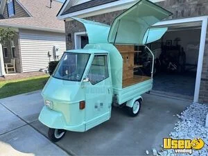 Mobile Bar. Prosecco/tap/coffee Truck Coffee & Beverage Truck Additional 1 South Carolina for Sale