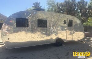 Vintage - 1946 Mobile Boutique | Pop-Up Boutique Trailer for Sale in California!