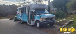 NEW ENGINE LOW MILES 2007 Ford E450 Mobile Boutique Truck Mobile Business Unit for Sale in Massachusetts!