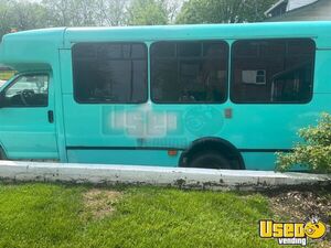 Versatile - 2005 Chevrolet G3500 Mobile Boutique Truck | Mobile Business Unit for Sale in Ohio!