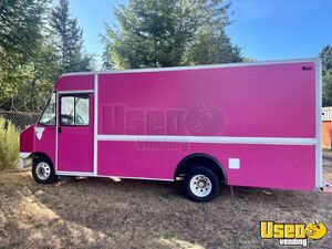 Mobile Boutique Trucks for Sale
