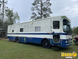2006 Thomas MV Mobile Clinic Bus | Blood Donation Truck for Sale in Florida!