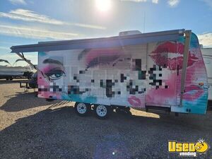 2003 -Renovated 8' x 19' Mobile Spa / Beauty Salon & Cosmetology Trailer w/ NEW TIRES for Sale in Arizona!