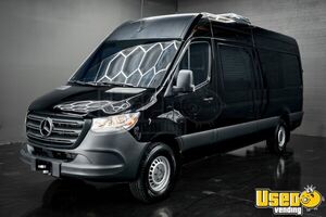 2019 Mercedes-Benz Sprinter Mobile Beauty Salon and Barbershop Van for Sale in California!
