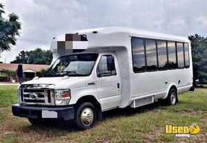 Ready to Go - 2012 Ford  Econoline Mobile Hair Salon Bus for Sale in Florida!