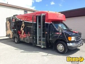 2005 30' Ford E450 Mobile Nail Salon Truck | Mobile Business Unit for Sale in Ontario!