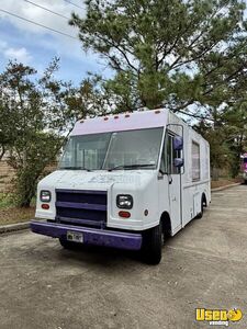 Chevrolet P30 Mobile Spa Themed Truck Mobile Business Unit for Sale in Texas!