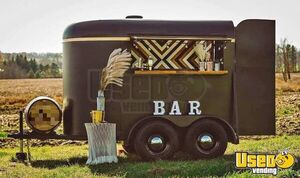 Mobile Horse Trailer Bar Beverage - Coffee Trailer Ontario for Sale