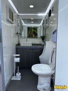 Mobile Stage Trailer Restroom / Bathroom Trailer Interior Lighting California for Sale