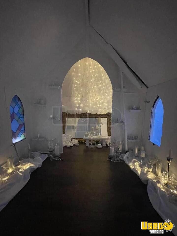 Charming Mobile Wedding Chapel Trailer Mobile Business Unit for
